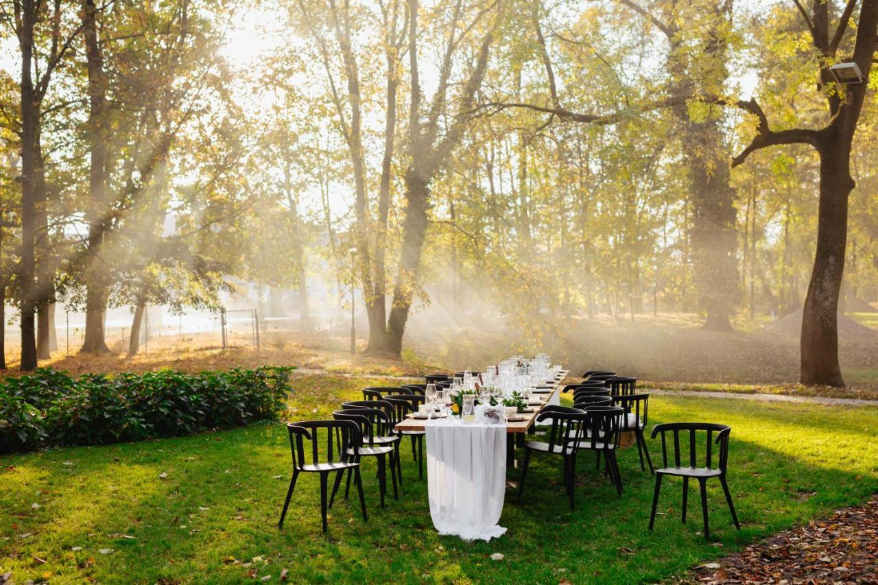 Palac Pakoslaw Pakoslaw  Exteriér fotografie